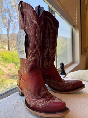 LANE Lexington boot -smoldering Ruby -Embroidered Western Cowboy Boots